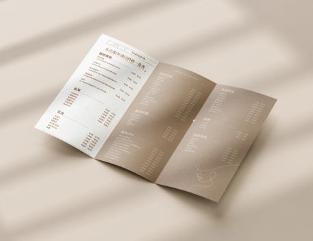 大型折頁印刷廠 - 吉印通自有工廠，設(shè)備先進(jìn)